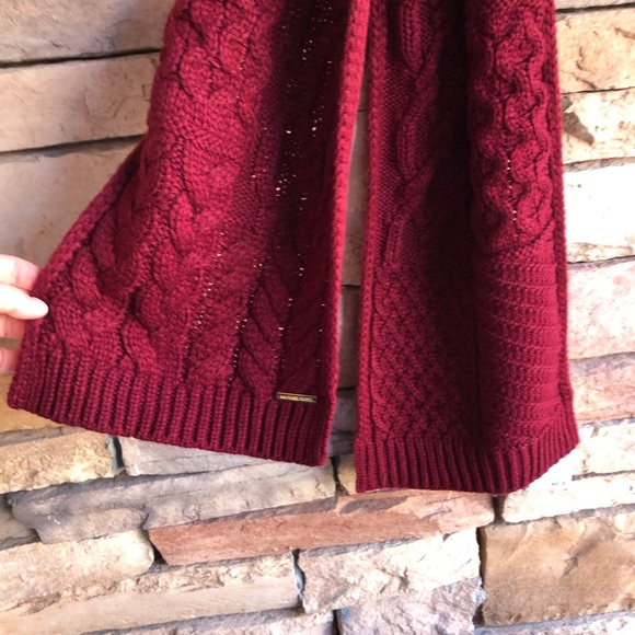 Michael Kors red knit scarf NWT - Picture 7 of 8